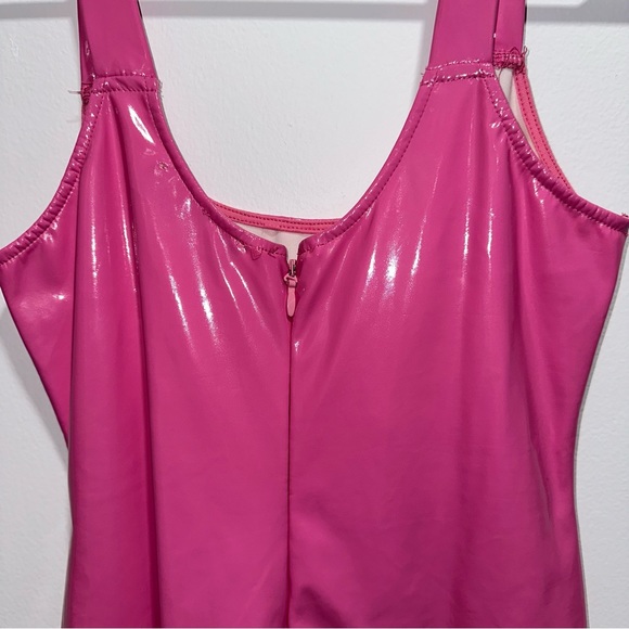 Akira Pink Bodycon Dress - Picture 3 of 4